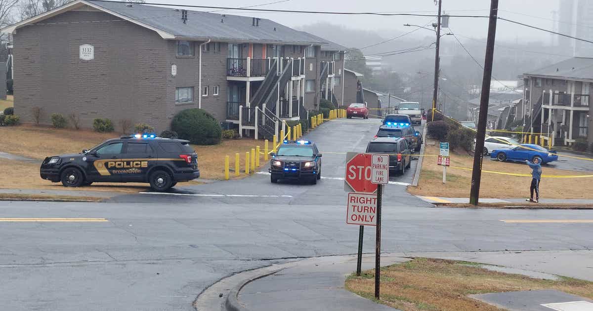 1 dead, 3 injured in shooting at Brookhaven apartments, police say ...