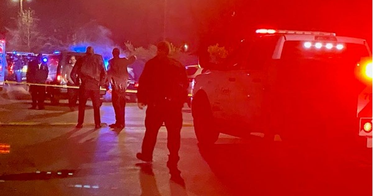 Police: Man found shot at SE Atlanta apartment complex | FOX 5 Atlanta