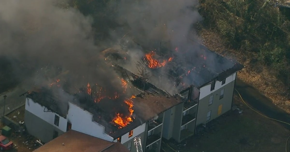 Crews battling 2-alarm fire at SW Atlanta apartment building | FOX 5 ...
