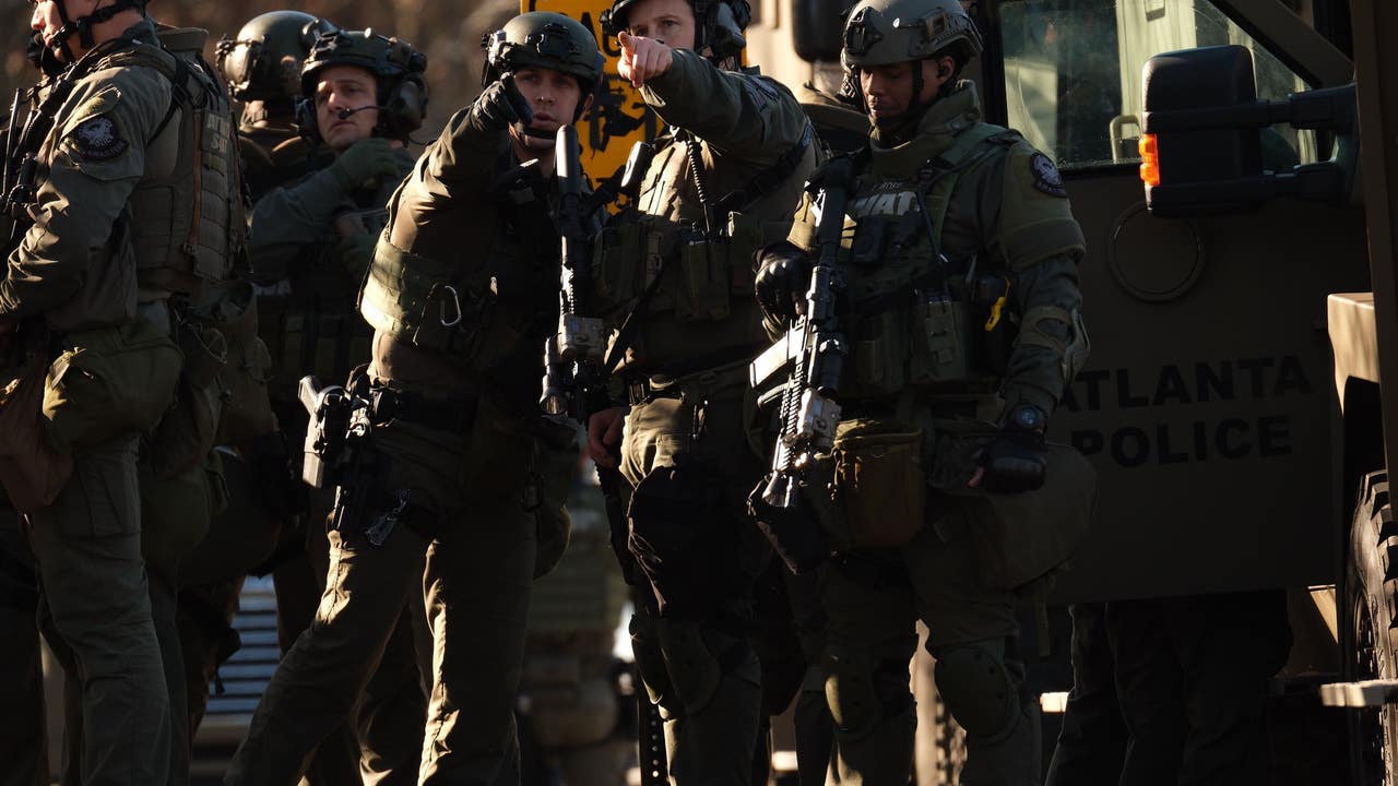 Man barricaded inside Atlanta home said he wanted to get into a