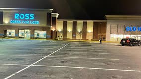 2 people shot at Gainesville shopping center