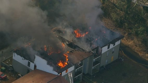 Crews battling 2-alarm fire at SW Atlanta apartment building
