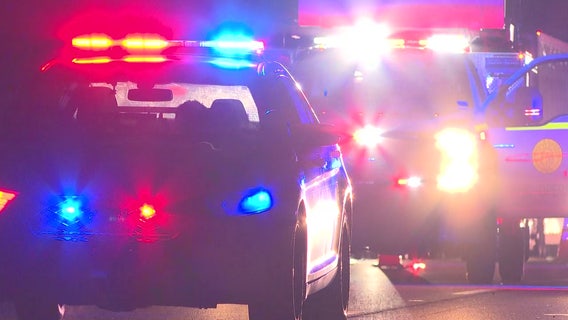 LaGrange man robbed at gunpoint outside apartment complex