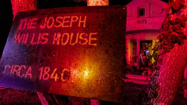 Fire damages one of Atlanta's oldest historic buildings
