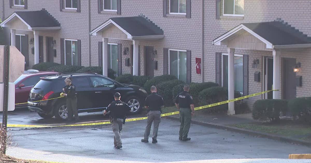 SWAT situation at Fairburn apartments ends with 2 detained | FOX 5 Atlanta