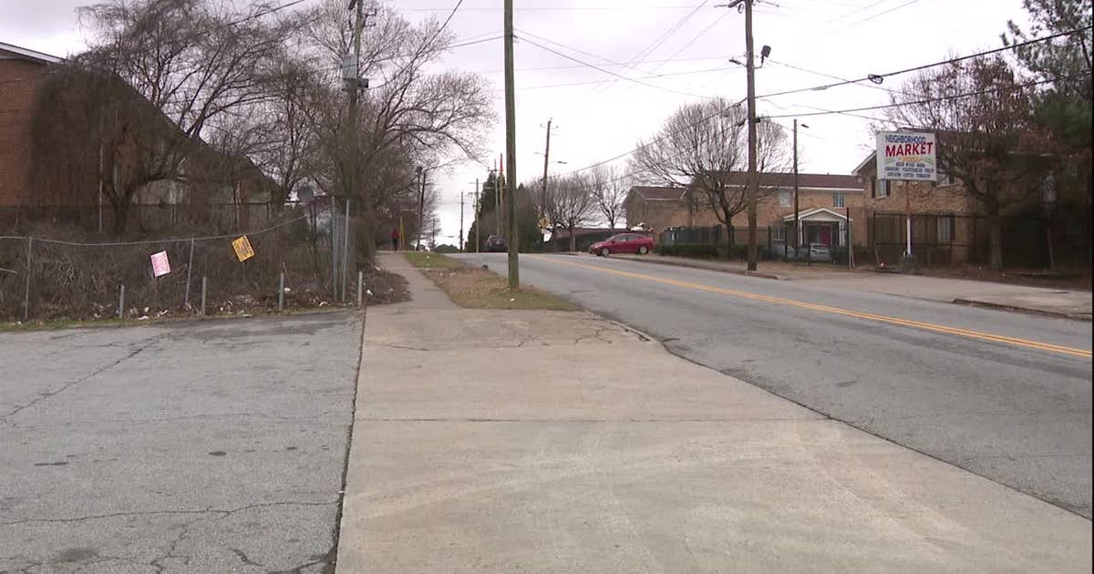 Man hospitalized in drive-by shooting at SW Atlanta convenience store ...
