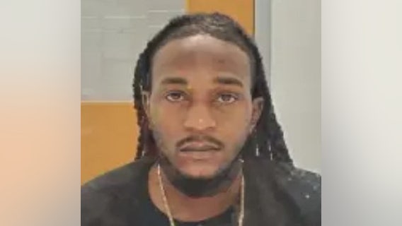 Police: 'Dangerous' felon on the run after Clayton County shooting