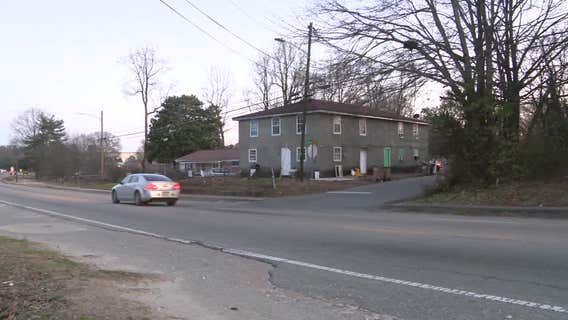 Search for Georgia man accused of killing pregnant mother, her unborn child