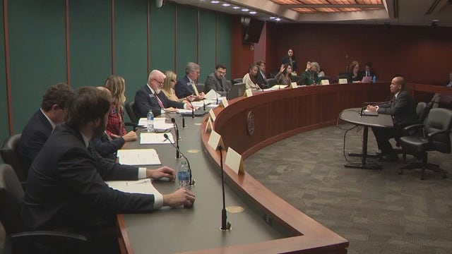 Georgia Senate committee approves bills to redact public employees' information