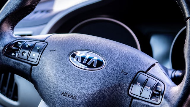 Hyundai, Kia owners sue over missing security feature
