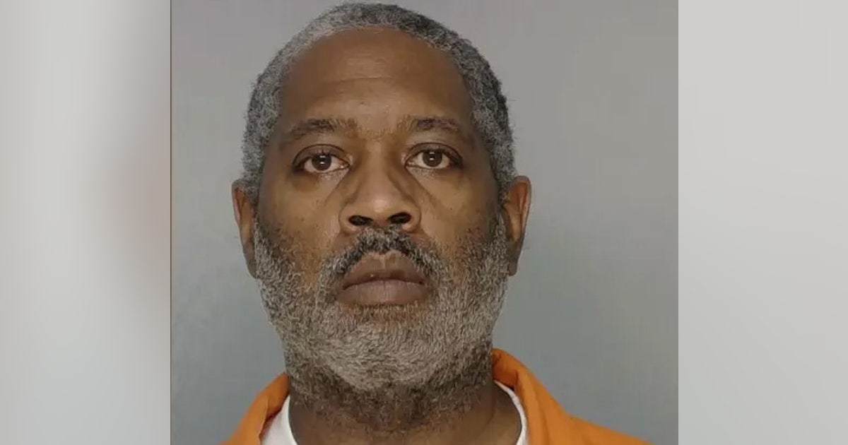 Georgia middle school teacher arrested for allegedly molesting student ...