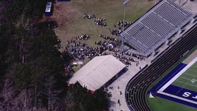 River Ridge High School students evacuated after bomb threat