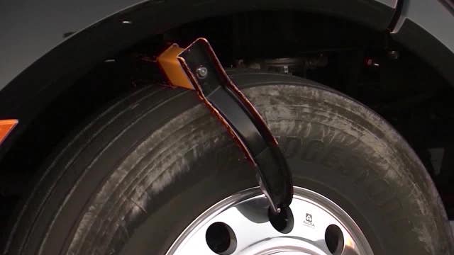 Bill that would ban booting cars moves forward in Georgia legislature