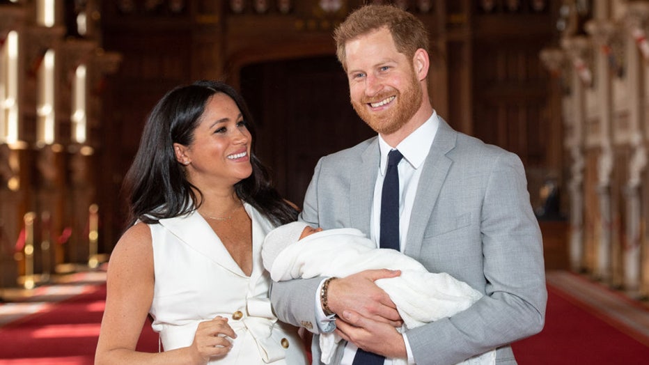 6977083b-Royal-family.jpg