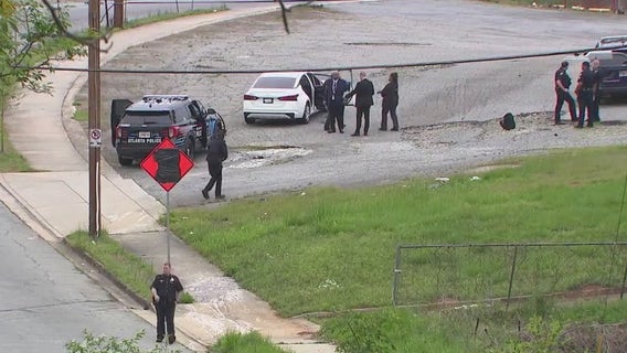 Wanted man reportedly kills himself on Casplan Street near Metropolitan Parkway