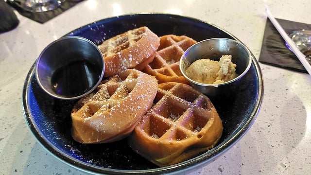 Duluth restaurant serves up brunch, brunch, and nothing but the brunch