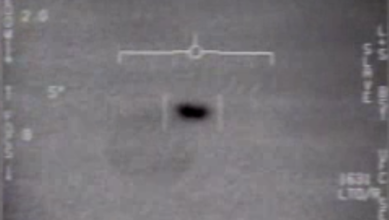 A UFO captured on video by the U.S. Navy on FLIR imaging (U.S. Navy).