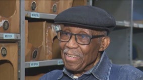 Chicago man, 98, who works 7 days a week explains the secret to his longevity