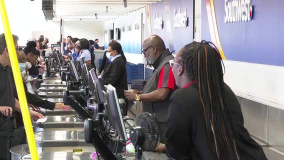 Travelers may soon receive cash or miles as compensation for delayed or cancelled flights