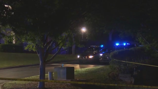 16-year-old female, 20-year-old male shot overnight in SW Atlanta parking lot