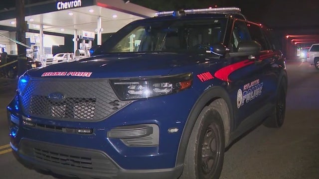 26-year-old man killed on Sylvan Road Friday night