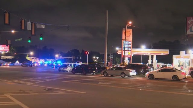 Man dies after being shot near club on Moreland Avenue