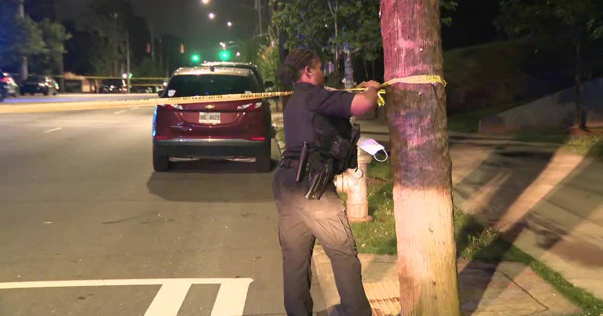 Police investigate double shooting along Boulevard | FOX 5 Atlanta