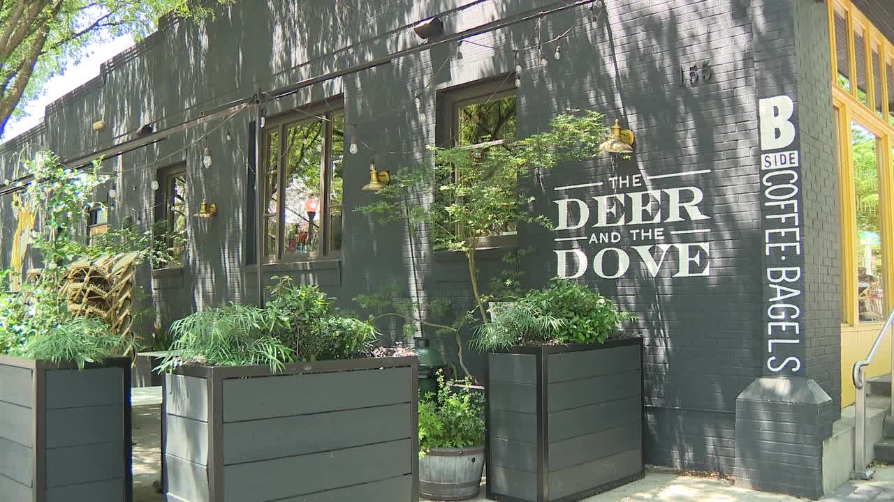 Decatur chef named best chef in the Southeast at James Beard Awards - Vimarsana News