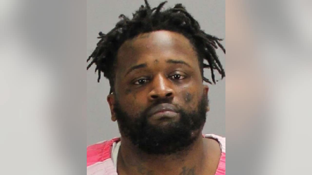 Convicted felon wanted for murder of man on May 3 in College Park arrested Convicted felon wanted for murder of man on May 3 in College Park arrested