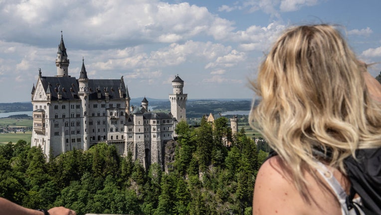 Neuschwanstein-castle-death.jpg