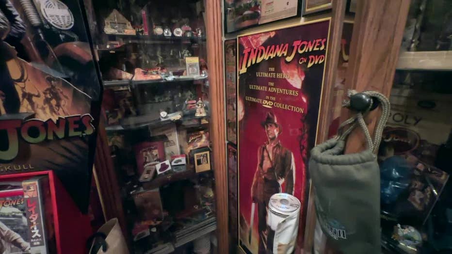 INDIANA-JONES-SUPERFAN-PKG_WITId80c_146_mxf_00.01.13.08.jpg