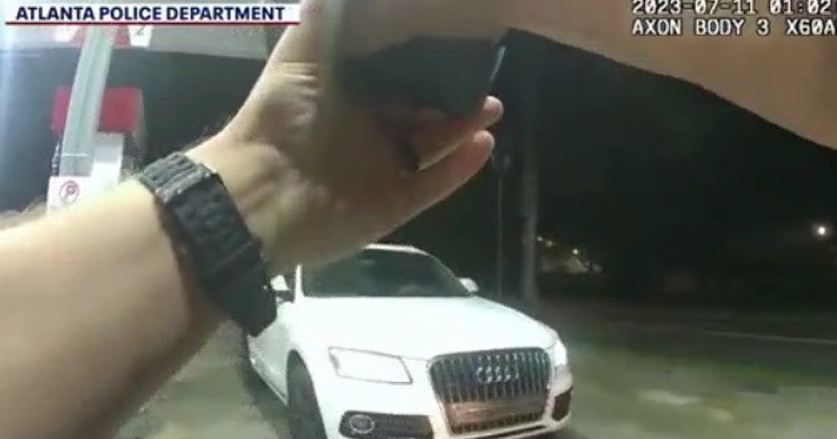 Video shows 4 men arrested just blocks from cars they are accused of ...