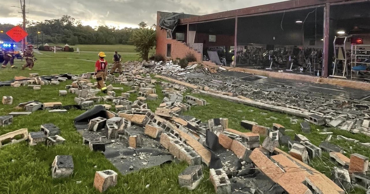 Severe storms: Cleanup continues after wind knocks down trees, damages ...