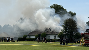 Firefighters respond to house fire in Lithonia