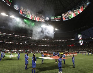 EPA Images on X: The Mexican national soccer team walks on the pitch prior  to the international friendly #soccer match between #Mexico and #Honduras  at Mercedes-Benz Stadium in #Atlanta, Georgia, USA, 12