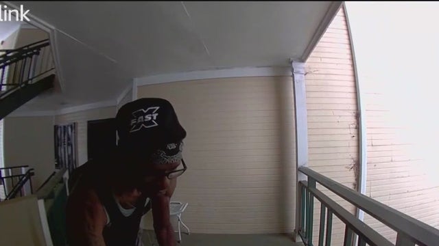 Caught on camera: Man seen on video moments before condo fire in Clarkston