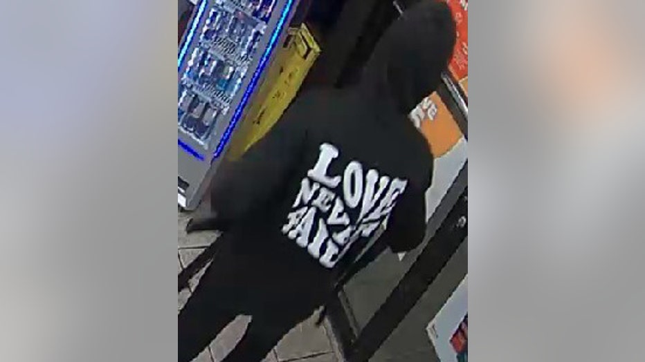 Man wearing bible verse on hoodie robs Peachtree City Circle K with  AR-15-style rifle