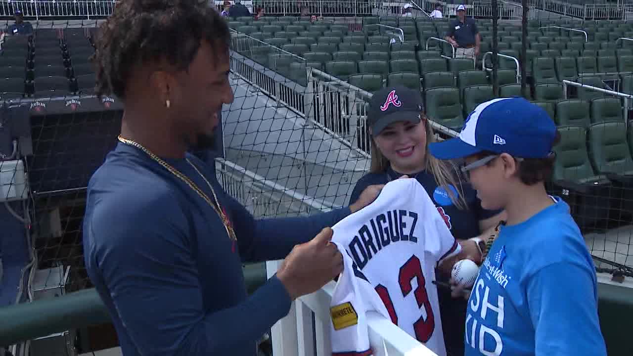 Young boy has ‘wish’ of meeting Atlanta Braves come to life