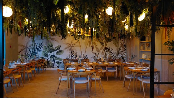 New restaurant brings African flavors to Morningside-Lenox Park