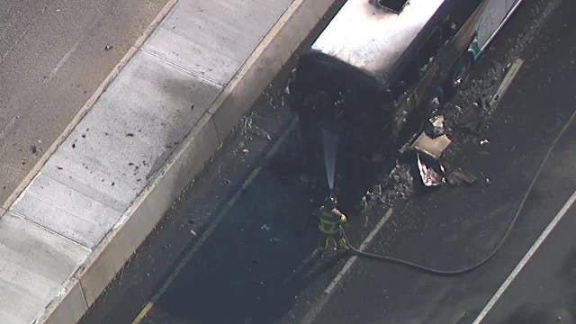 Tour bus fire snarls traffic along I-285 WB during Friday evening commute