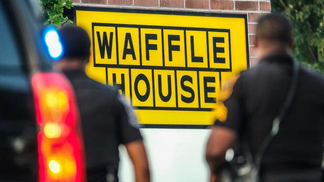 Teen fatally shot while eating outside DeKalb County Waffle House