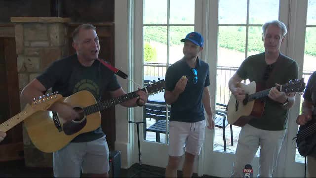 Stomping toward the weekend with Yonah Mountain Vineyards