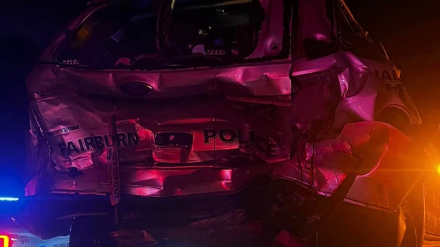 Police officer injured while responding to crash on I-85 SB near Fairburn