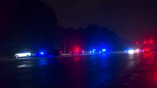 Person killed in crash on South Fulton Parkway
