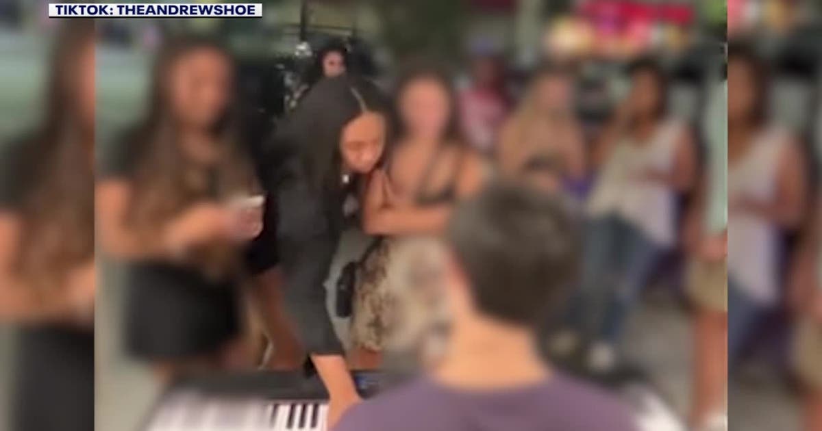 WATCH: Woman caught smashing UGA student performer’s piano, reaching in tip jar | FOX 5 Atlanta