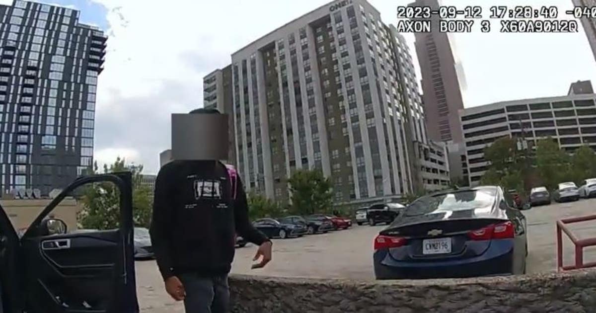 Boy, 17, arrested after Atlanta police chase stolen Jeep in parking ...