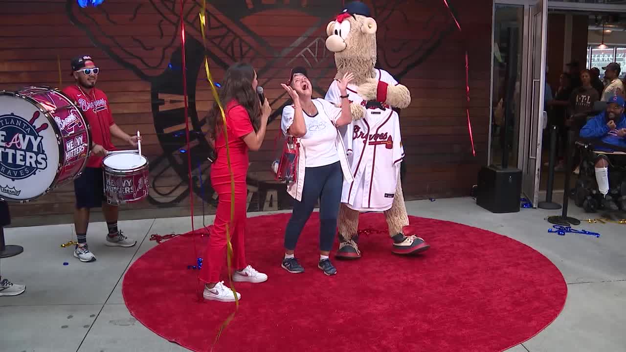 Three-millionth fan celebrated at Braves game