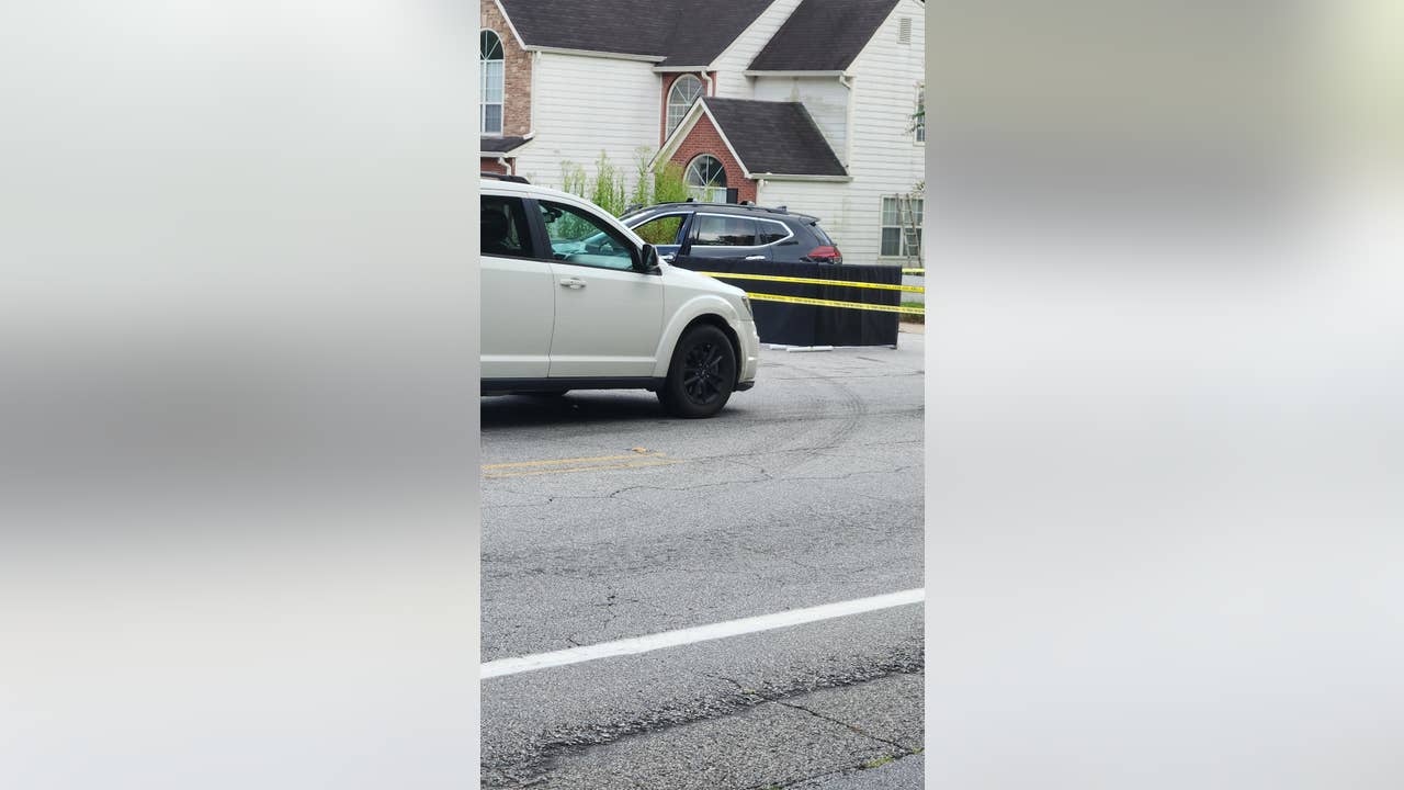 1 dead, 1 in hospital, 1 in custody over road rage shooting in Lilburn - Vimarsana News
