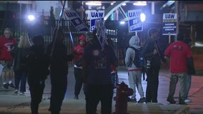 UAW members strike at Ford's Michigan Assembly, 2 other US plants after contracts with Big 3 expire