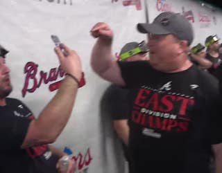 Braves Clinch NL East Title, Complete 10.5-Game Comeback Over Mets - Sports  Illustrated